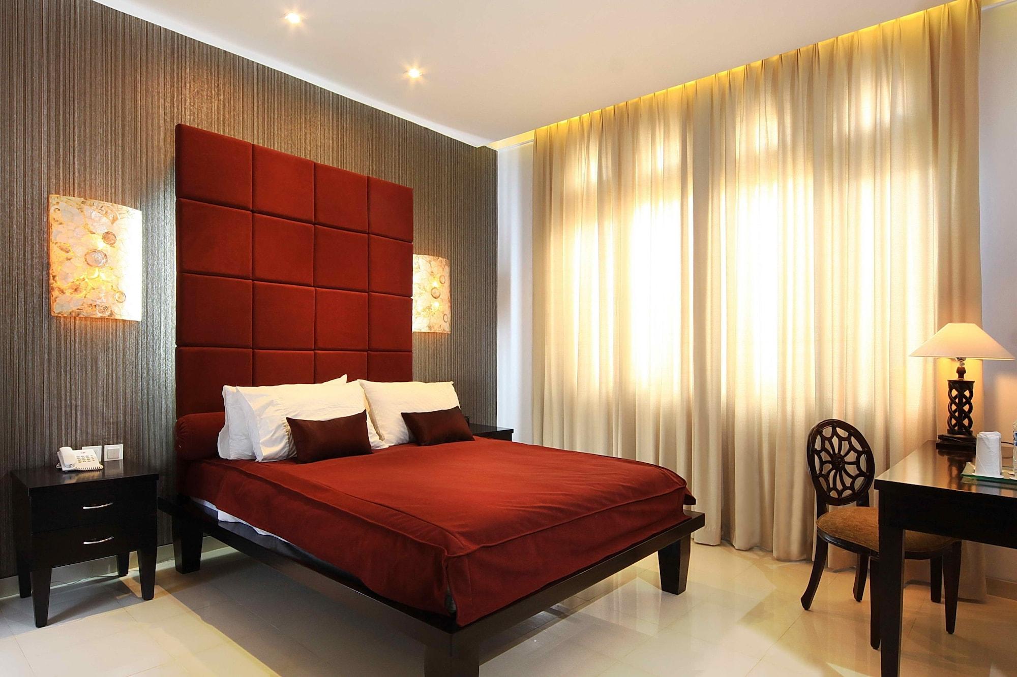 Hotel The Radiant